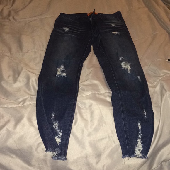 Ripped Jeans - Picture 1 of 2